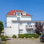 Haus Am Park 37 *