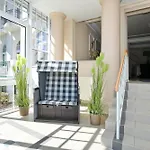 Haus Am Park 37 *